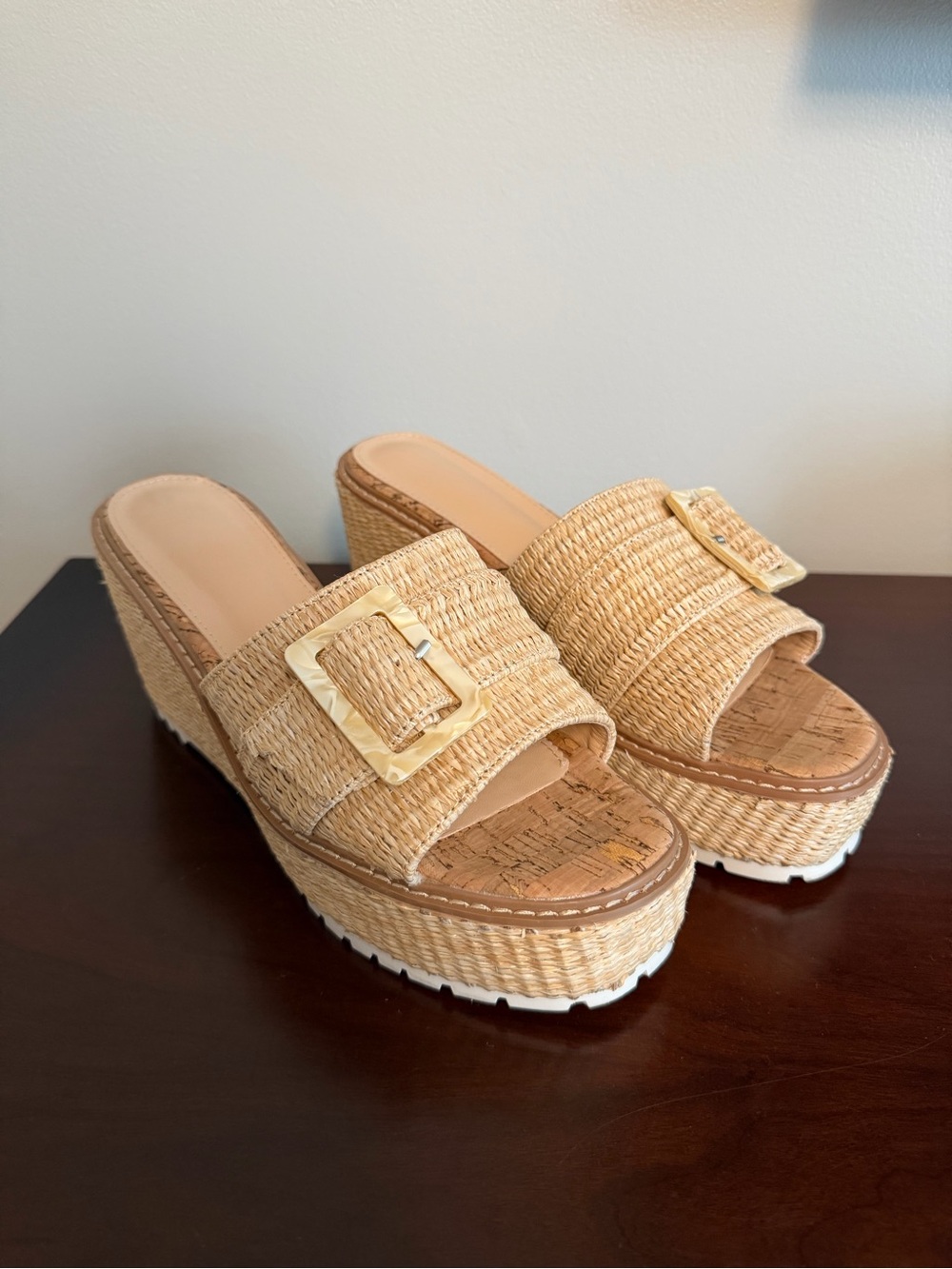 Simona Rossi Women’s 8.5 One Band Platform Sandal with Buckle
